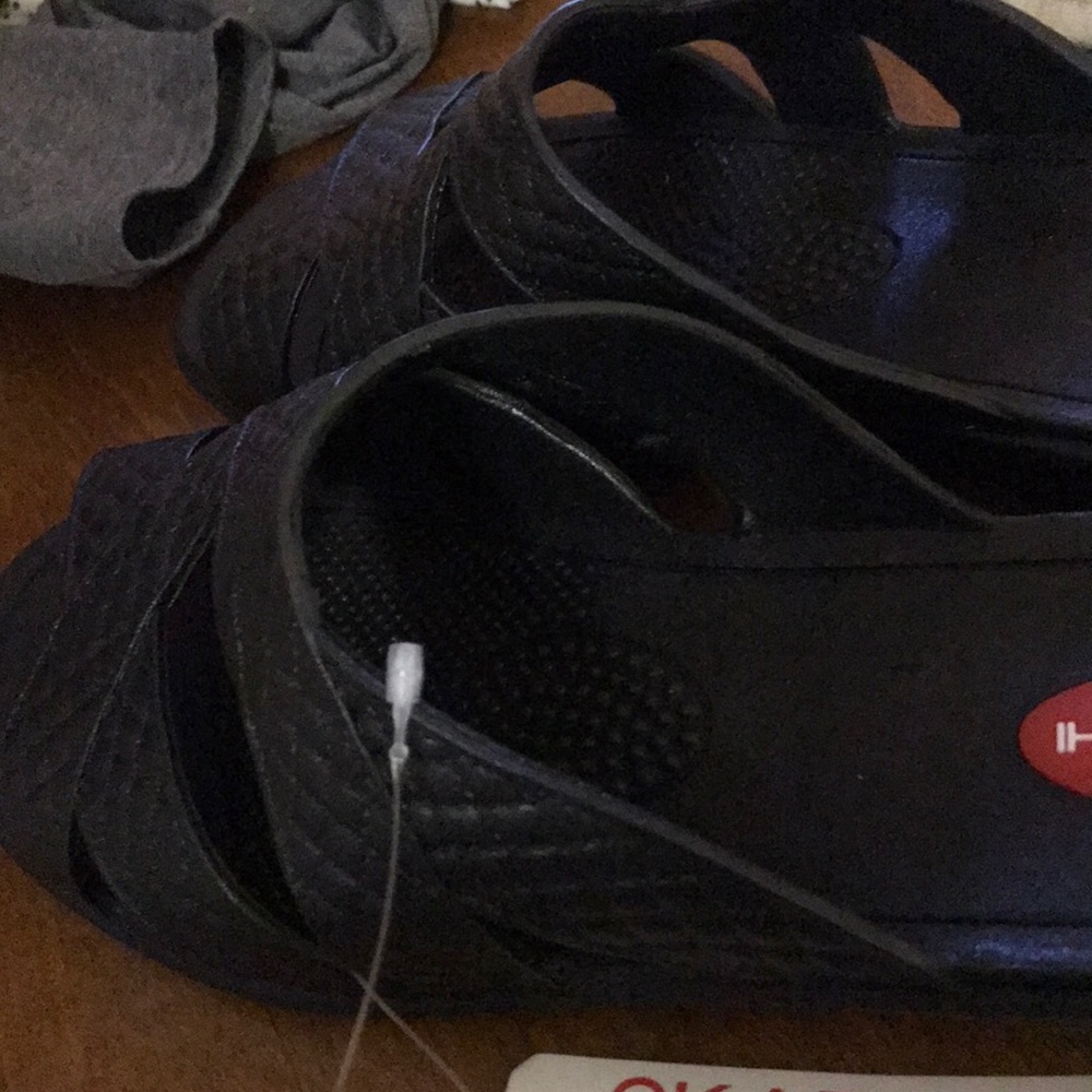 Slip on sanders